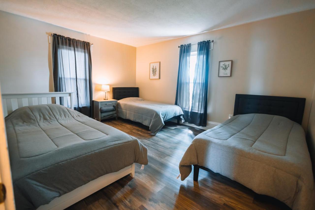Downtown Escape Great For Large Families & Groups Villa Sugarcreek Ngoại thất bức ảnh